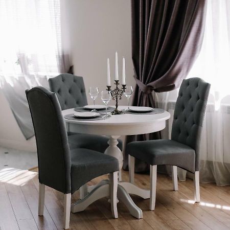 Vip Apartament Gomel Apartment Ngoại thất bức ảnh